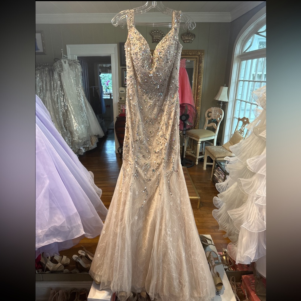 Mac Duggal Nude Straight Gown